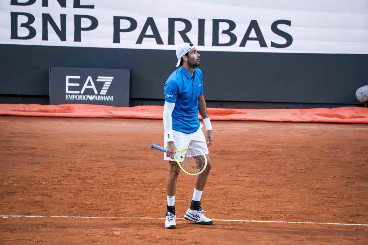 Berrettini, l'incubo continua: salterà anche il Roland Garros - 