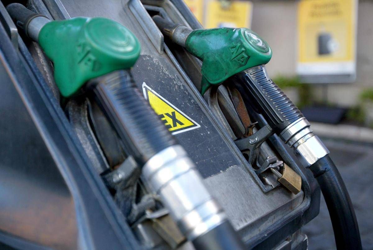 Agrigento, fiammata al distributore di benzina: donna muore carbonizzata -