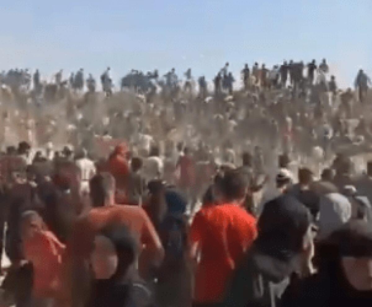 Caos a Gaza: 3 morti e 47 feriti nel disastro degli aiuti | È davvero possibile ignorare queste immagini strazianti? - 