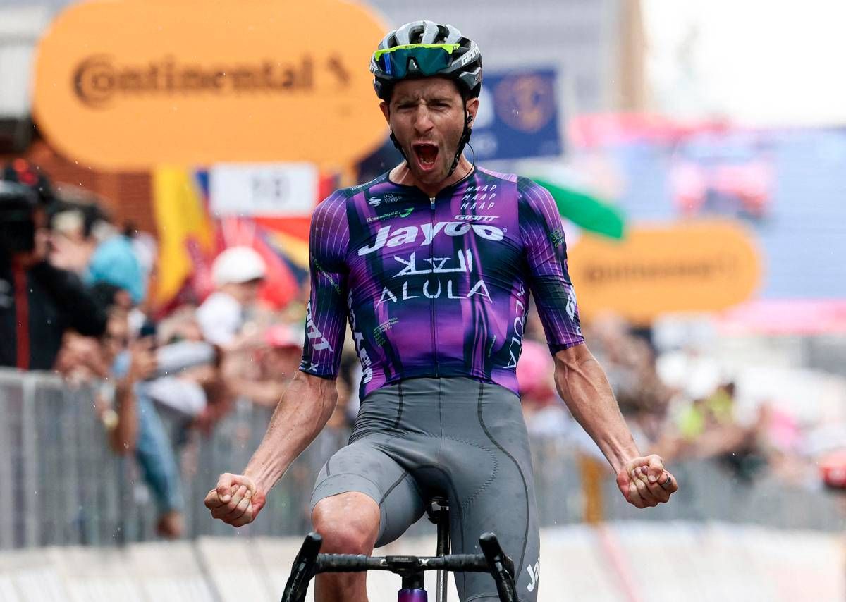 Giro d'Italia, Harper conquista penultima tappa al Sestriere. Yates in maglia rosa - 