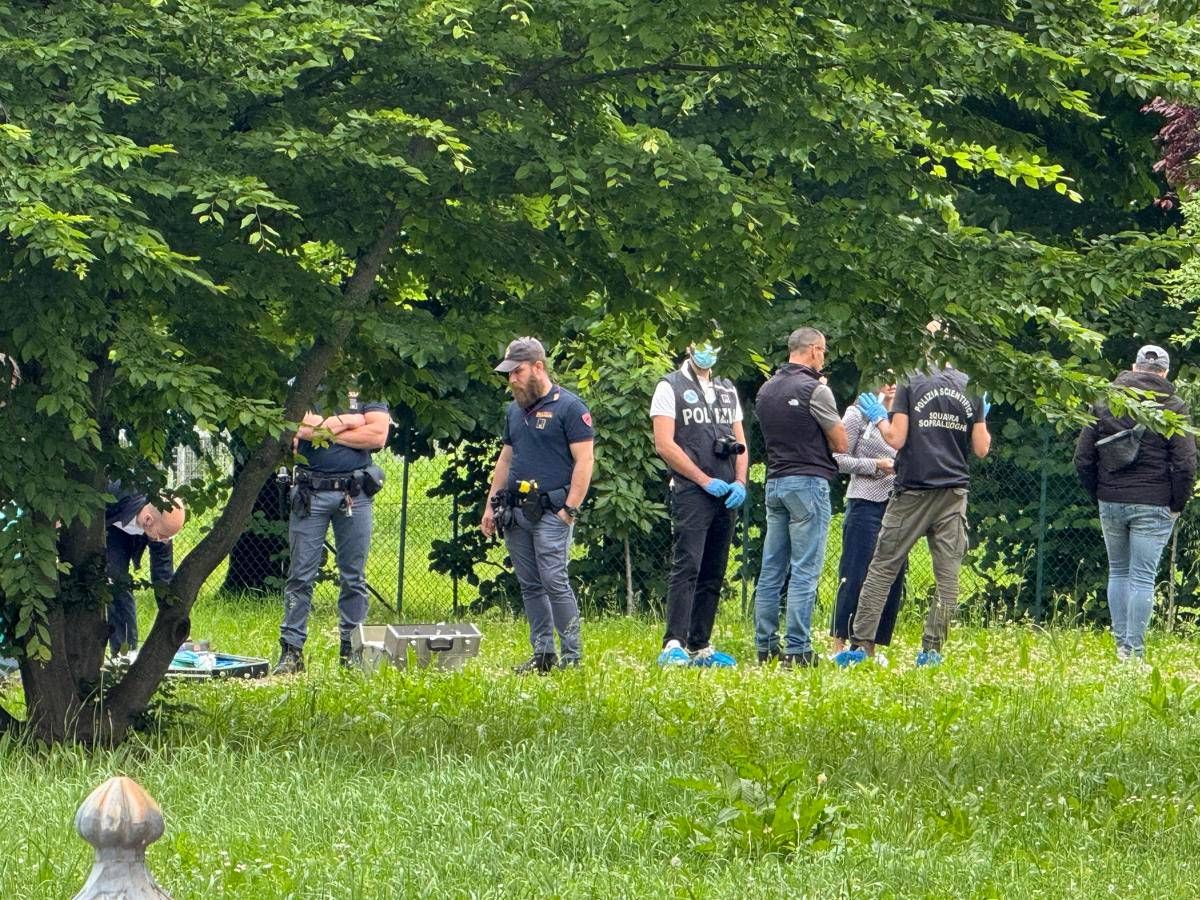 Parma, feto ritrovato sul marciapiede: indaga la polizia scientifica - 