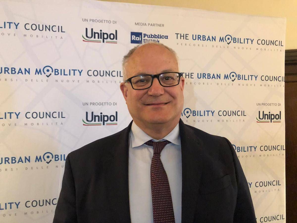 Mobilità, Gualtieri: "Green box eviterebbe rigide ripartizioni tra categorie di veicoli" -