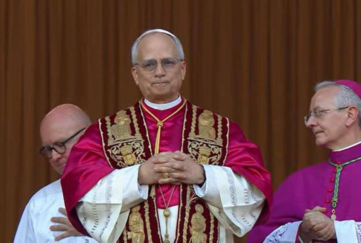 Prevost 267esimo Papa, le prime parole di Leone XIV: "Pace sia con voi" -