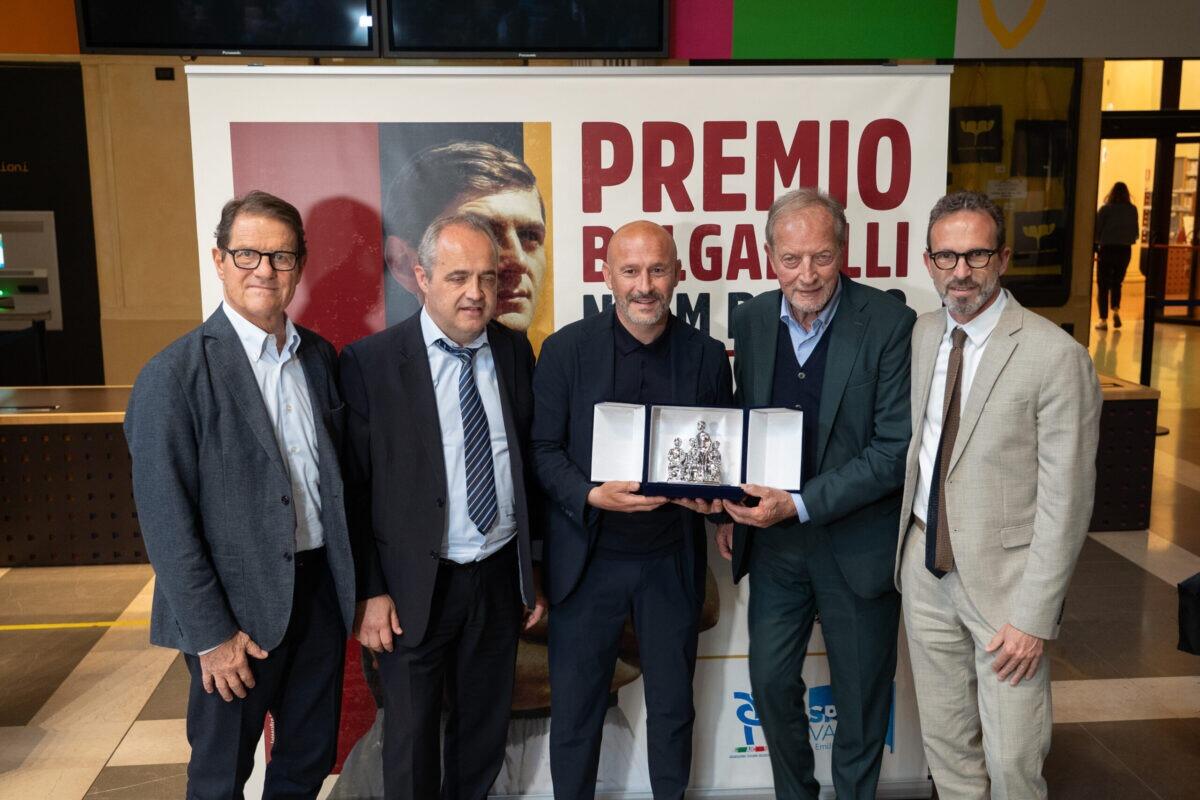 Premiato come miglior allenatore | Il futuro di Italiano lascia tutti col fiato sospeso! -