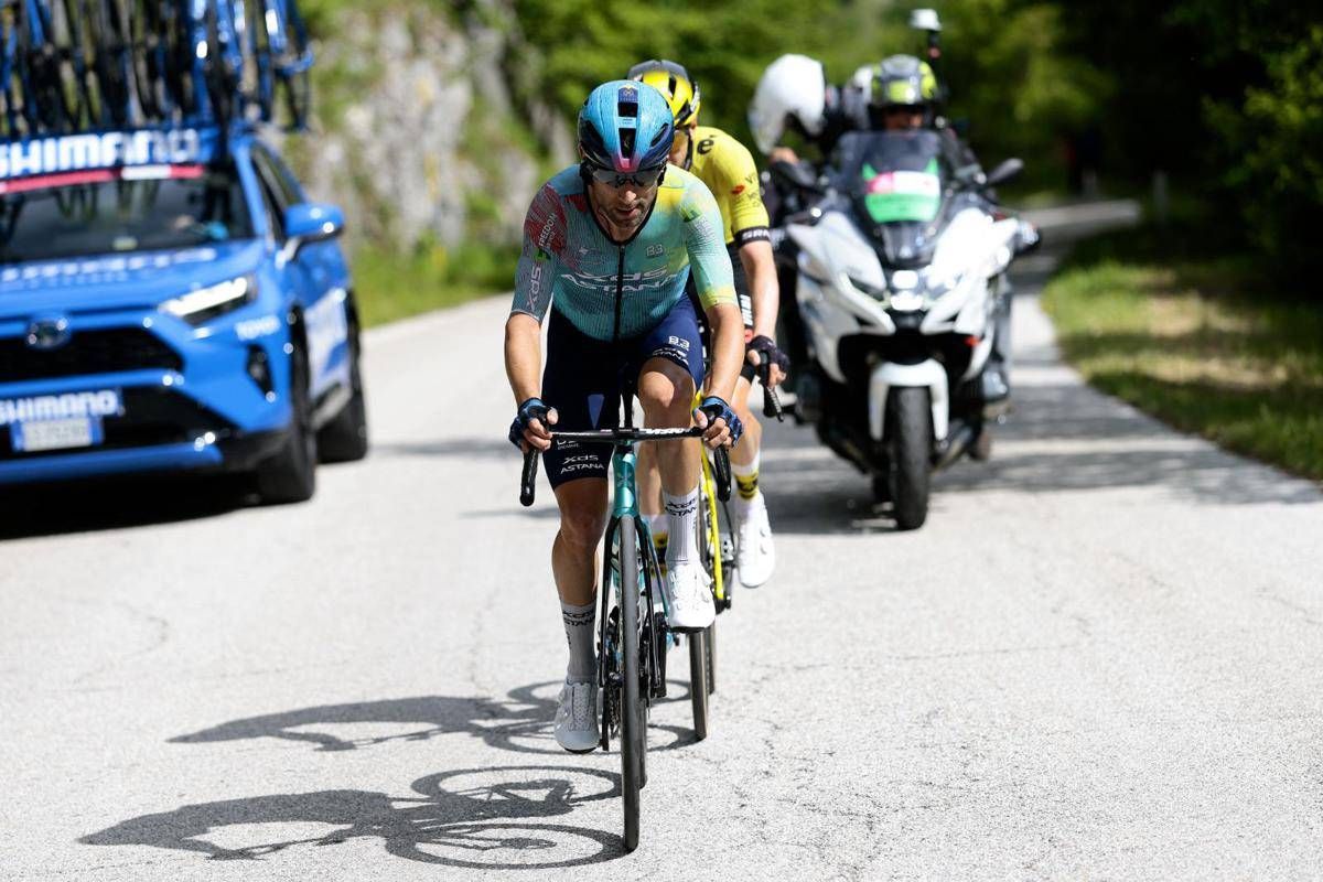 Giro d'Italia, Ulissi in maglia rosa. A Plapp l'ottava tappa - 
