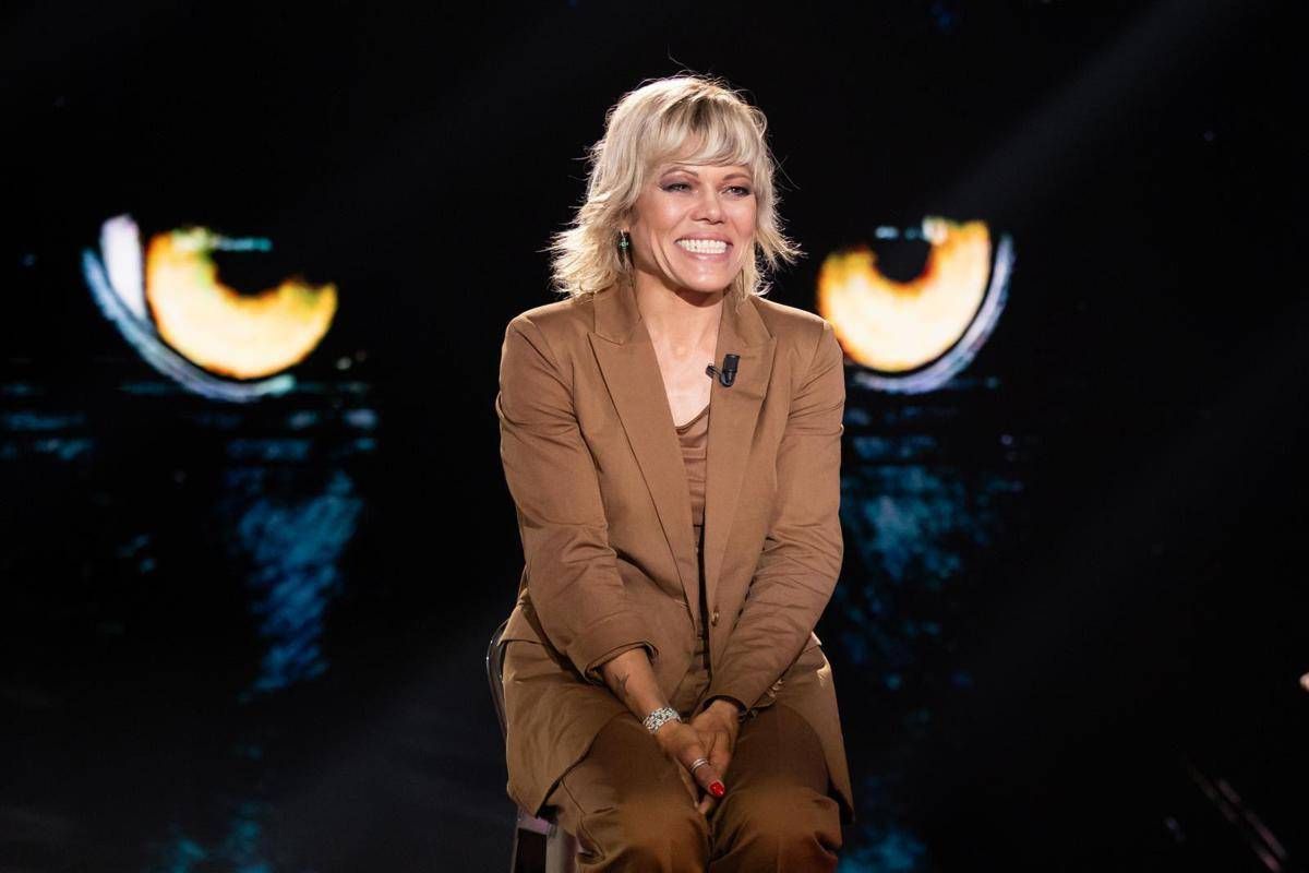 Belve, Floriana Secondi: "Portai mio figlio dall'esorcista, faceva troppe domande" - 