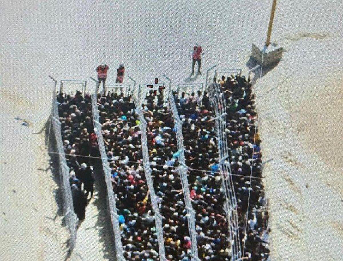 Gaza in preda al caos: la nuova distribuzione di aiuti è davvero la soluzione? - 