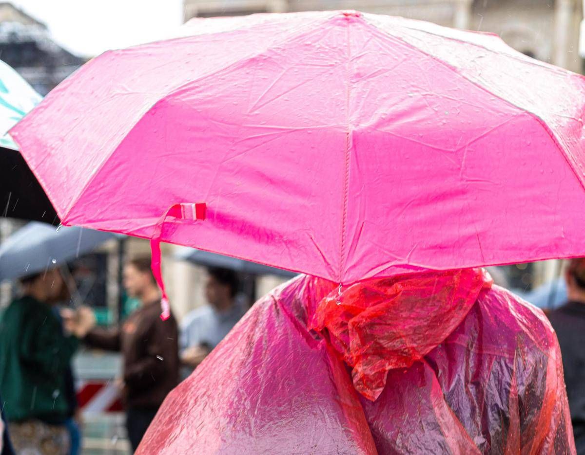 Maltempo, ancora temporali e vento forte sull'Italia: allerta arancione oggi in Lombardia - 