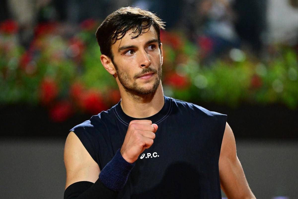 Musetti oggi, live al Roland Garros contro Navone. La diretta - 