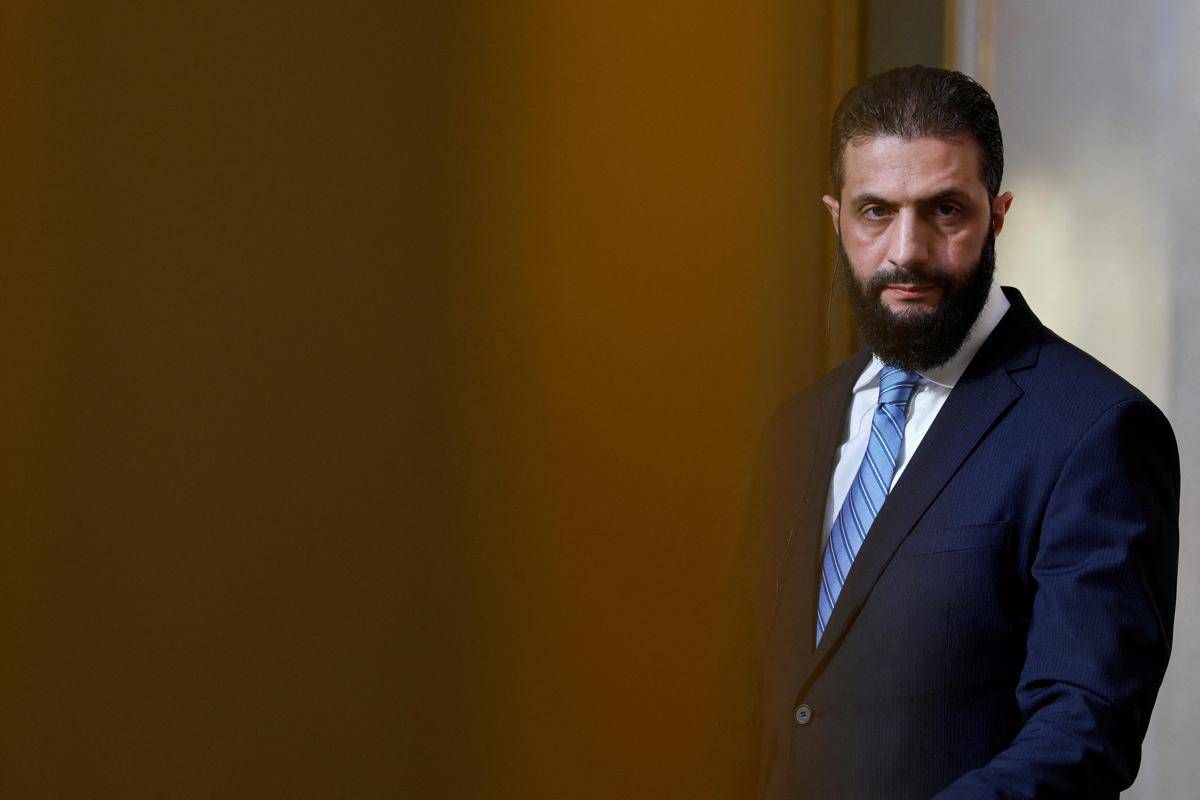 Da Al-Qaeda all'incontro con Trump, chi è al-Sharaa: l'ex jihadista diventato presidente della Siria - 