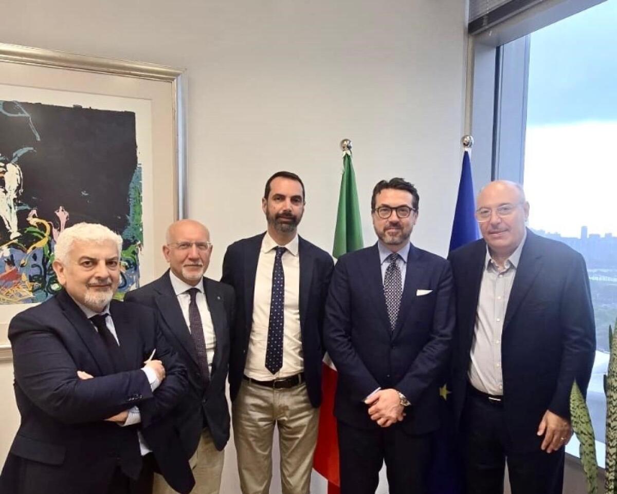Missione in Cina del Comune di Messina | Scopri come il Sindaco Basile sta cambiando il futuro culturale della città! -