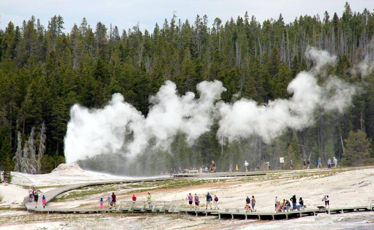 Incidente a Yellowstone, 7 morti: anche un'italiana tra le vittime - 