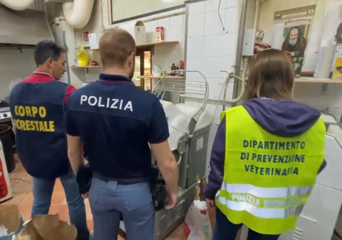Controlli shock da parte della Polizia a Catania | Un panificio tra scarafaggi e lavoro nero: cosa nasconde? -