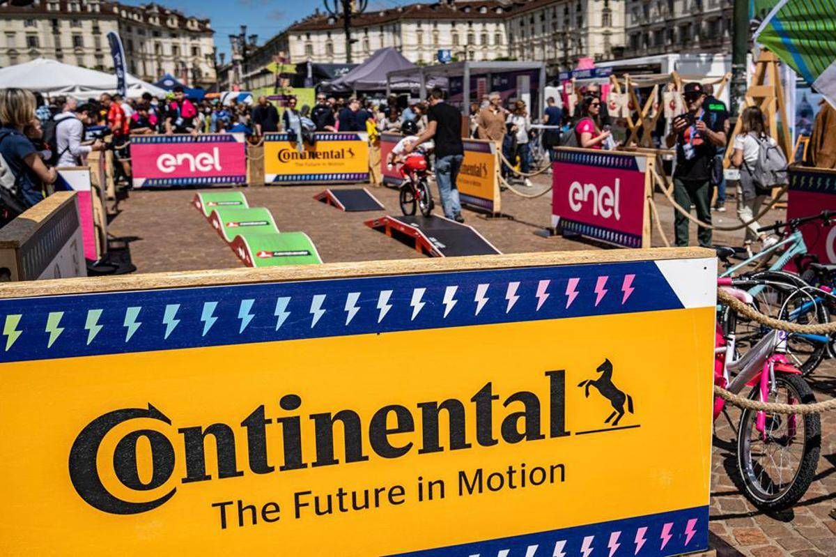 Ciclismo, Continental Main Sponsor del Green Fun Village e Official Team del Giro-E 2025 -