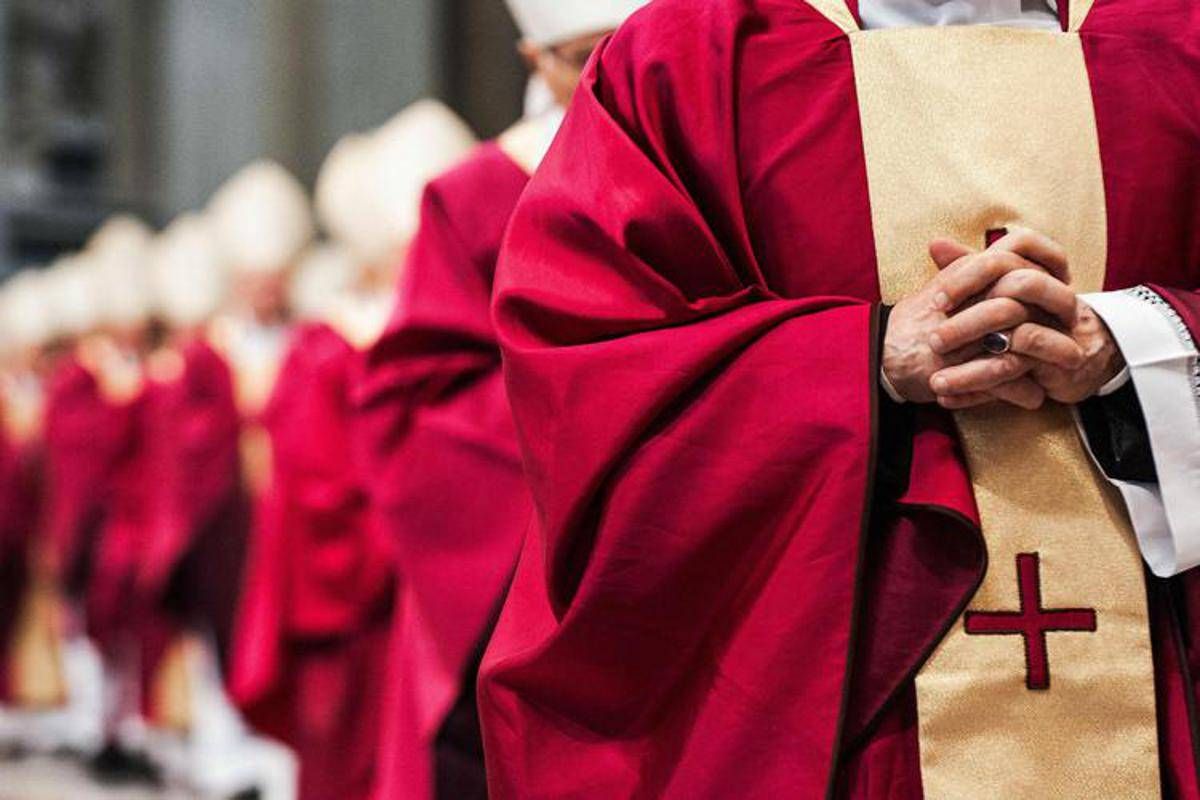 Conclave, pugni, scherzi e scismi: ecco i più turbolenti della storia della Chiesa -