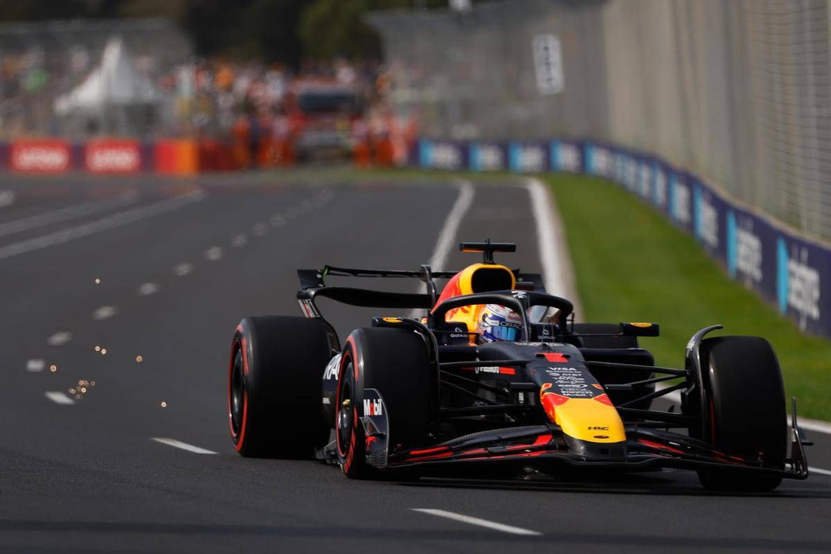Gp Imola, Verstappen trionfa davanti alle McLaren. Hamilton quarto con Ferrari -