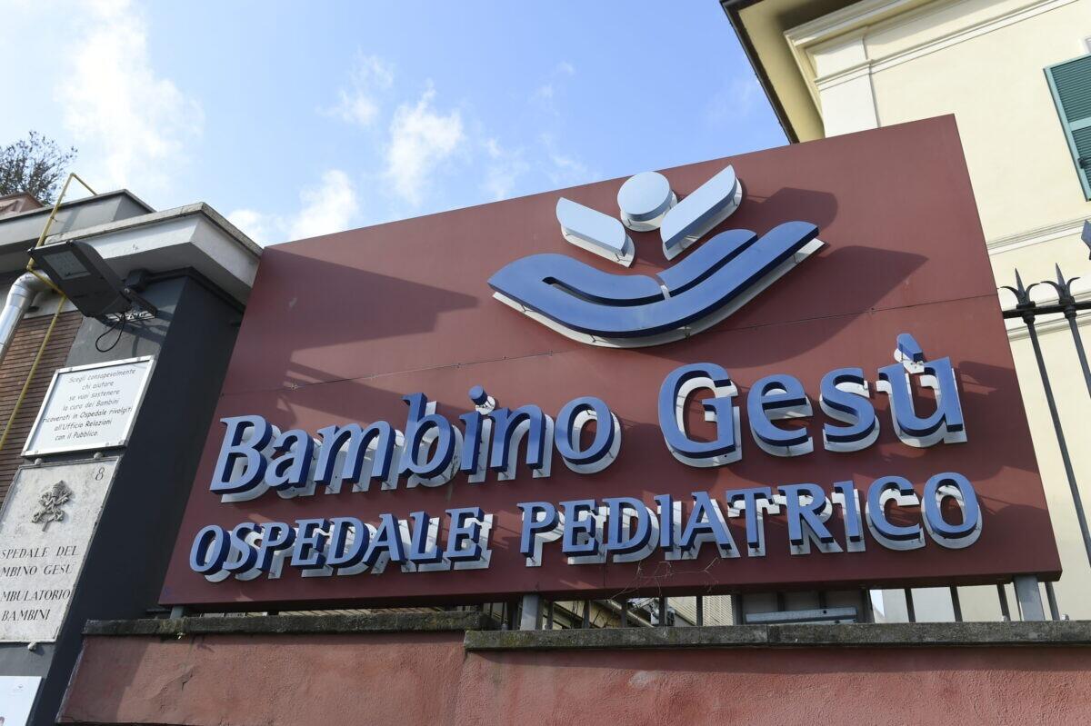 Bimbo di 9 anni ricoverato per meningite batterica | Ecco come una gita scolastica può mettere a rischio intere classi! - 
