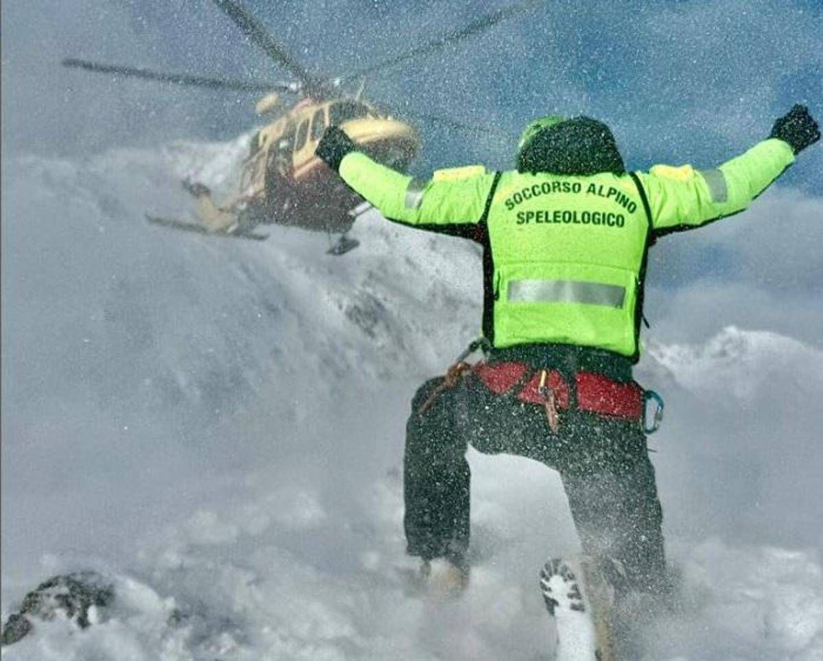 Trovato morto Fabio Trevisan, lo scialpinista disperso sotto valanga sul Gran Zebrù -