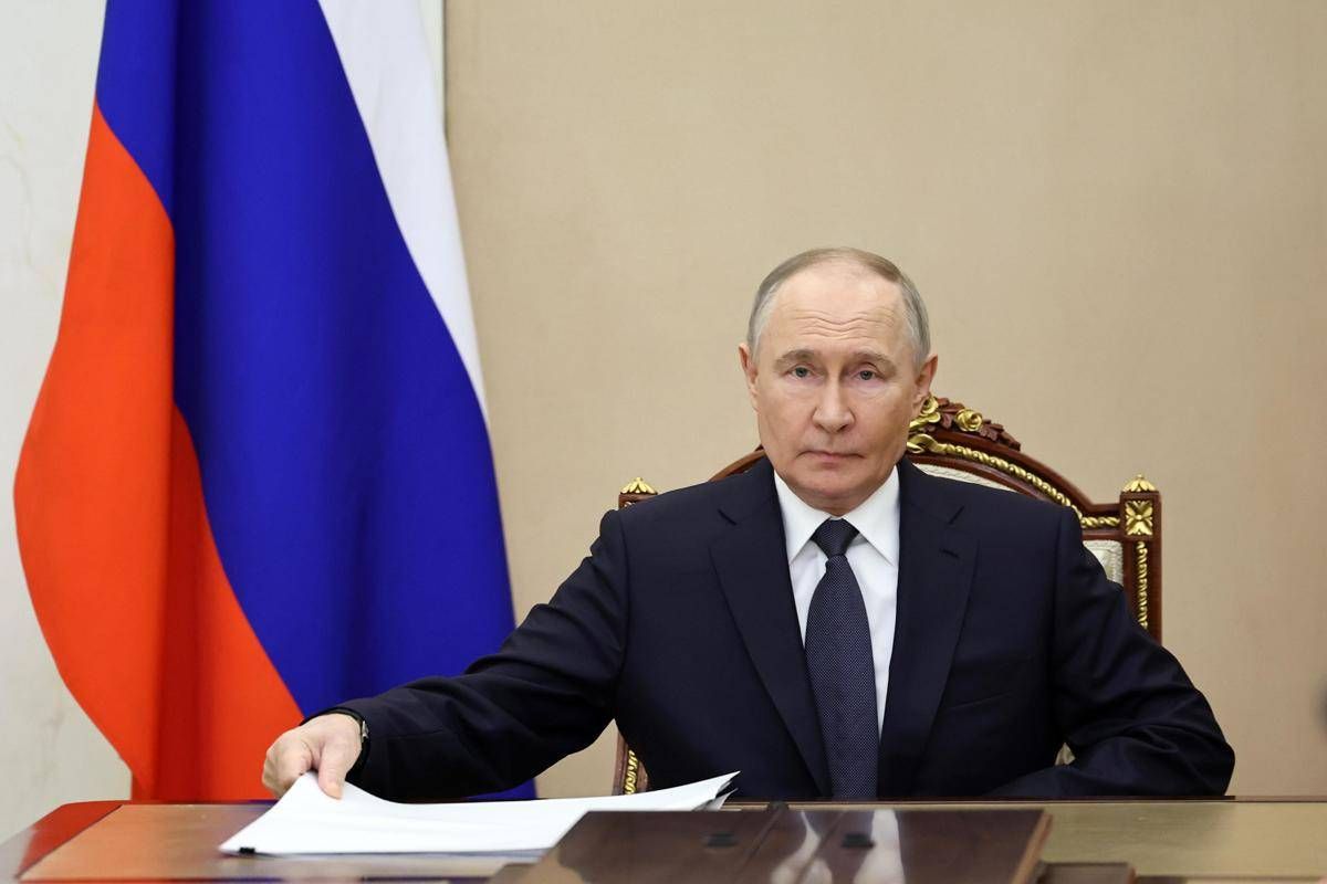 Putin in cattedra: i manuali delle medie che cancellano l'Ucraina -