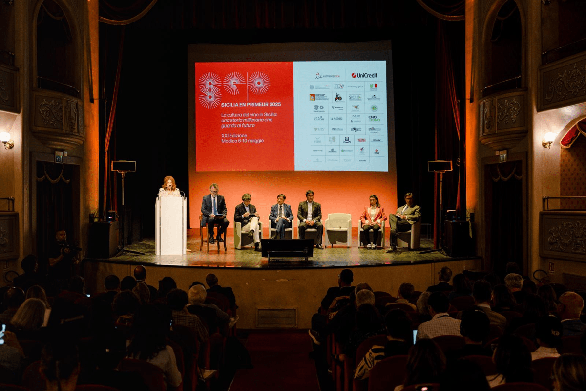 Vino, Sicilia en Primeur 2025 lancia il manifesto sul futuro partendo dalla tutela del valore culturale -