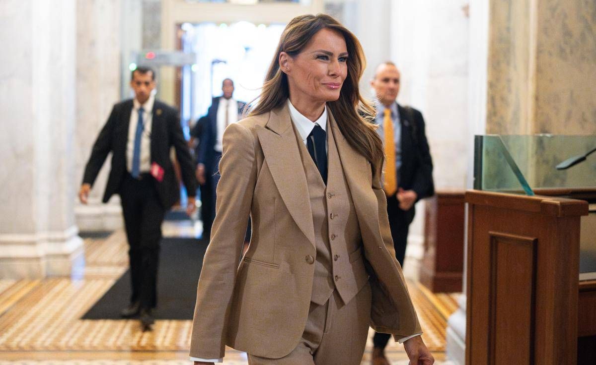 Meno di 14 giorni alla Casa Bianca, come Melania ha ridotto il ruolo di First Lady -