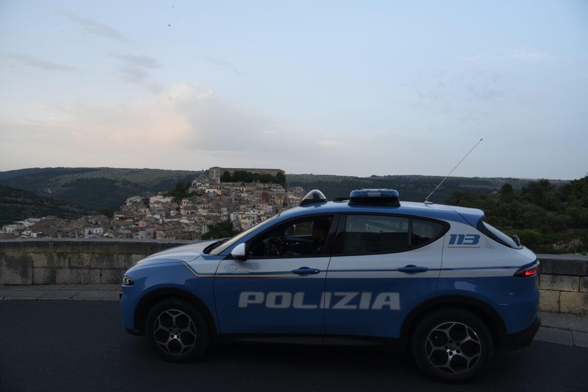 Arrestato un uomo accusato di maltrattamenti in famiglia | La Polizia di Ragusa rivela dettagli shock! -