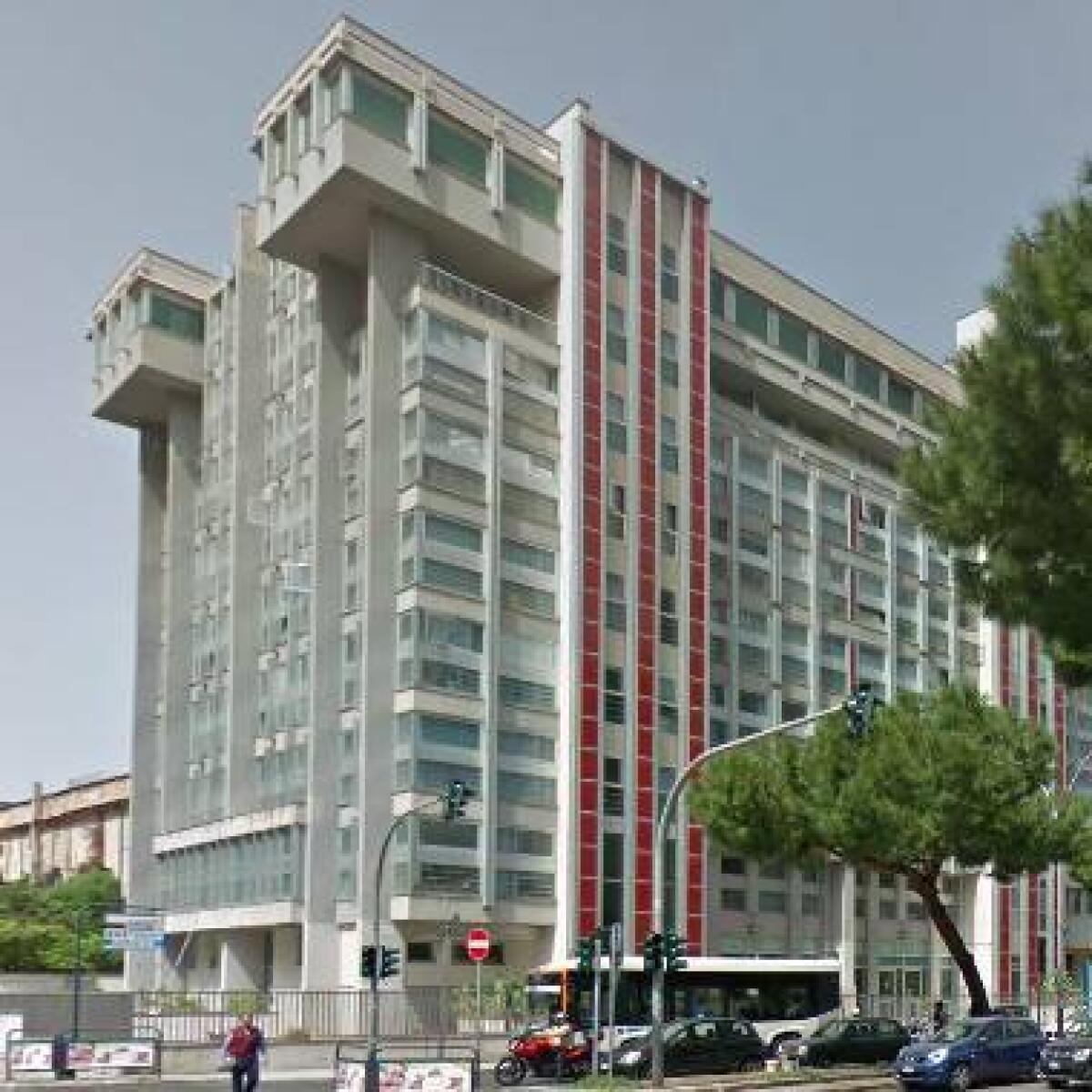 Spostamento inaspettato dell'Ufficio Tecnico ERP a Palermo | Scopri perché potrebbe migliorare il servizio per i cittadini! -