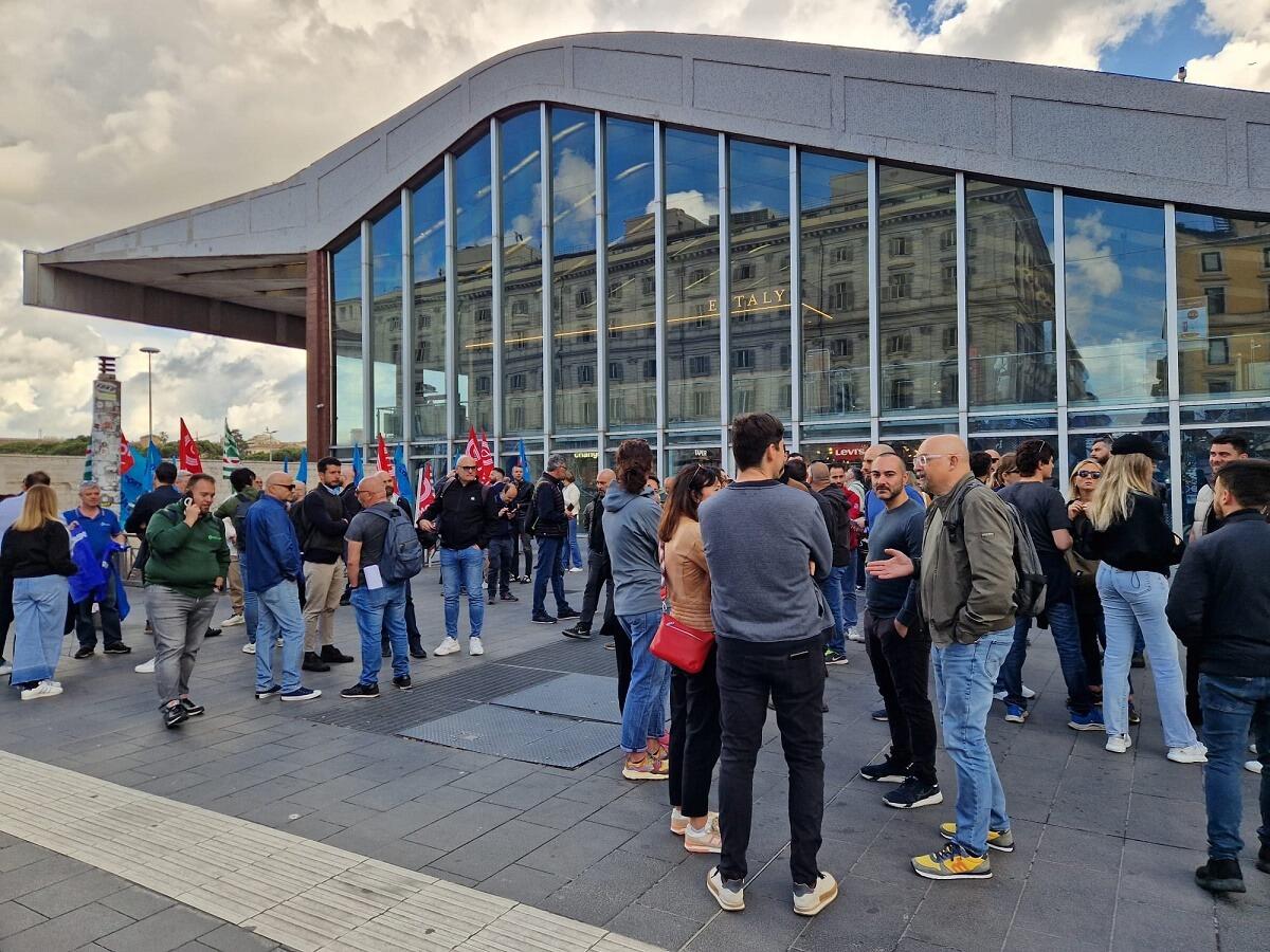 Sciopero delle ferrovie: la sorprendente adesione dei lavoratori | È davvero il momento di cambiare le regole del gioco? - 