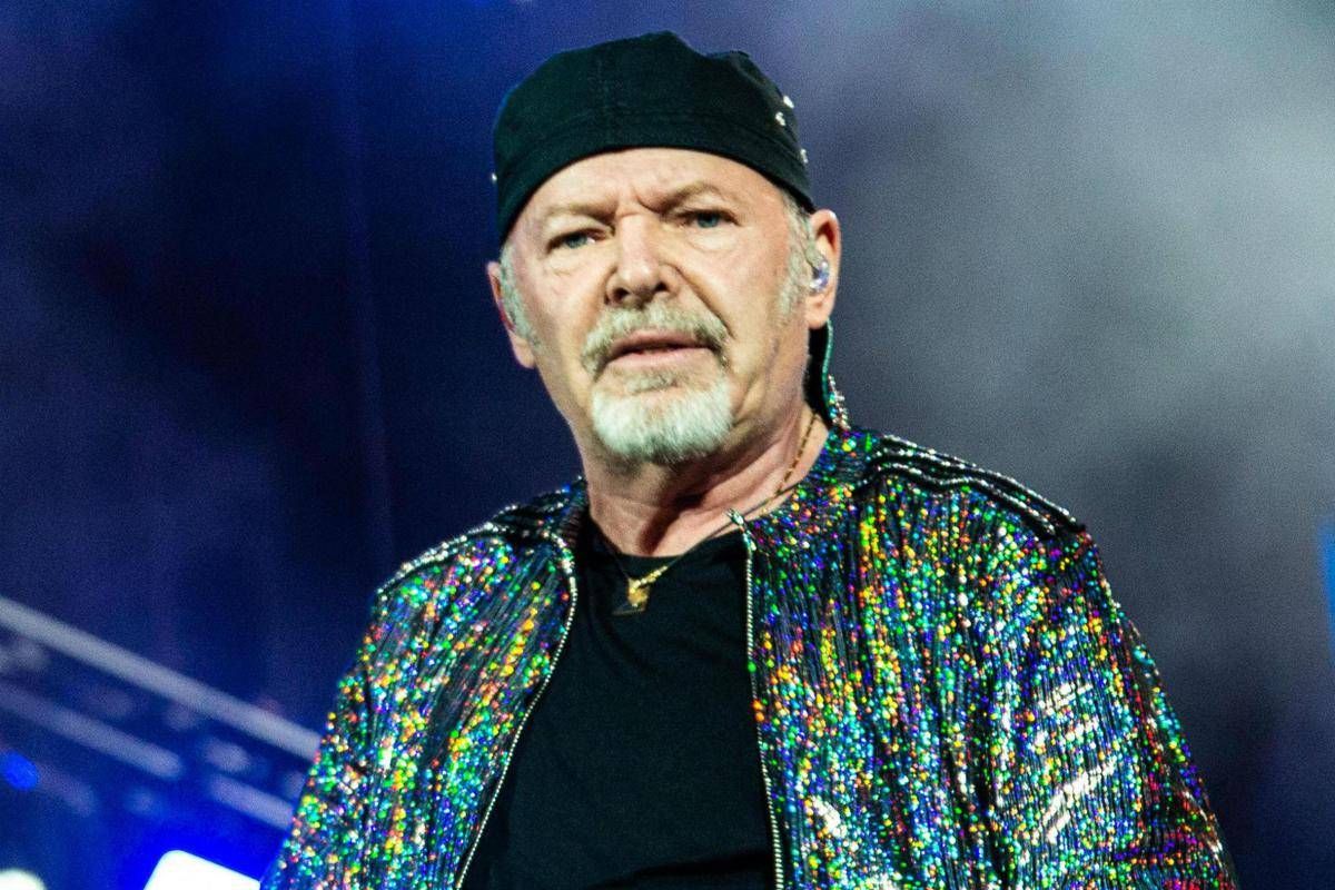 Vasco Rossi in lutto, morto l'amico e coautore Sergio Silvestri - 