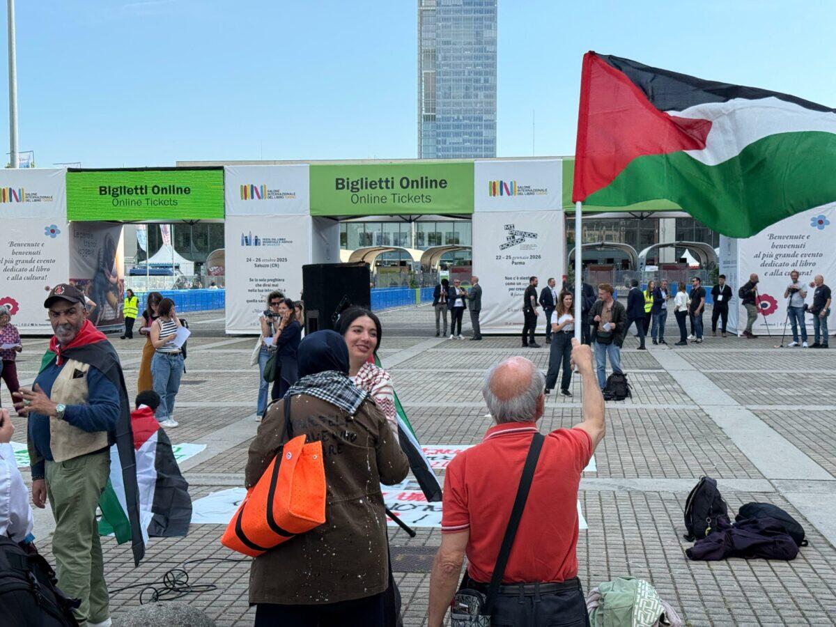Proteste accese al Salone del libro di Torino | Scopri perché alcuni lo definiscono "sionista" e non adatto alla causa palestinese! - 