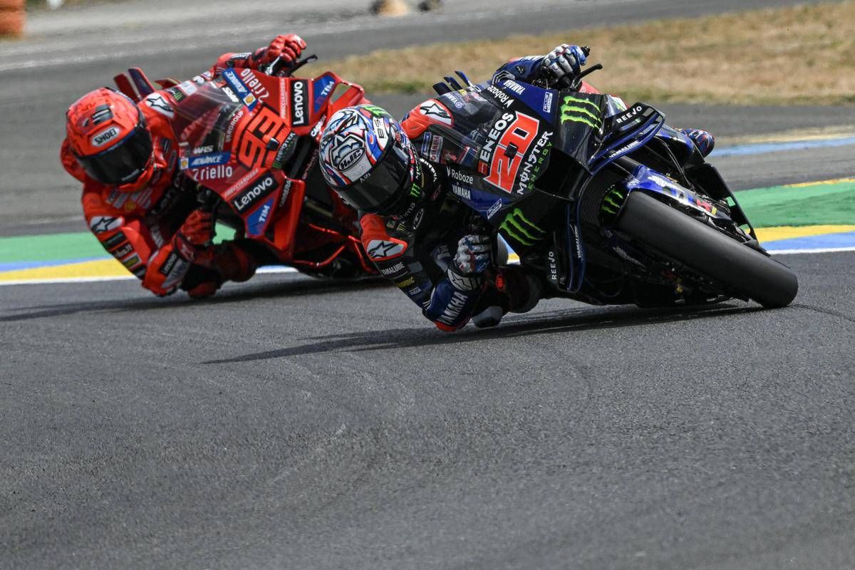 MotoGp, Quartararo in pole a Silverstone. Terzo Bagnaia, poi Marquez - 