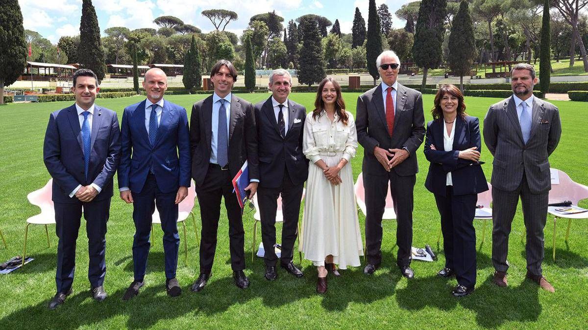 Piazza di Siena, tutto pronto per la 92esima edizione, in gara i migliori cavalieri al mondo -
