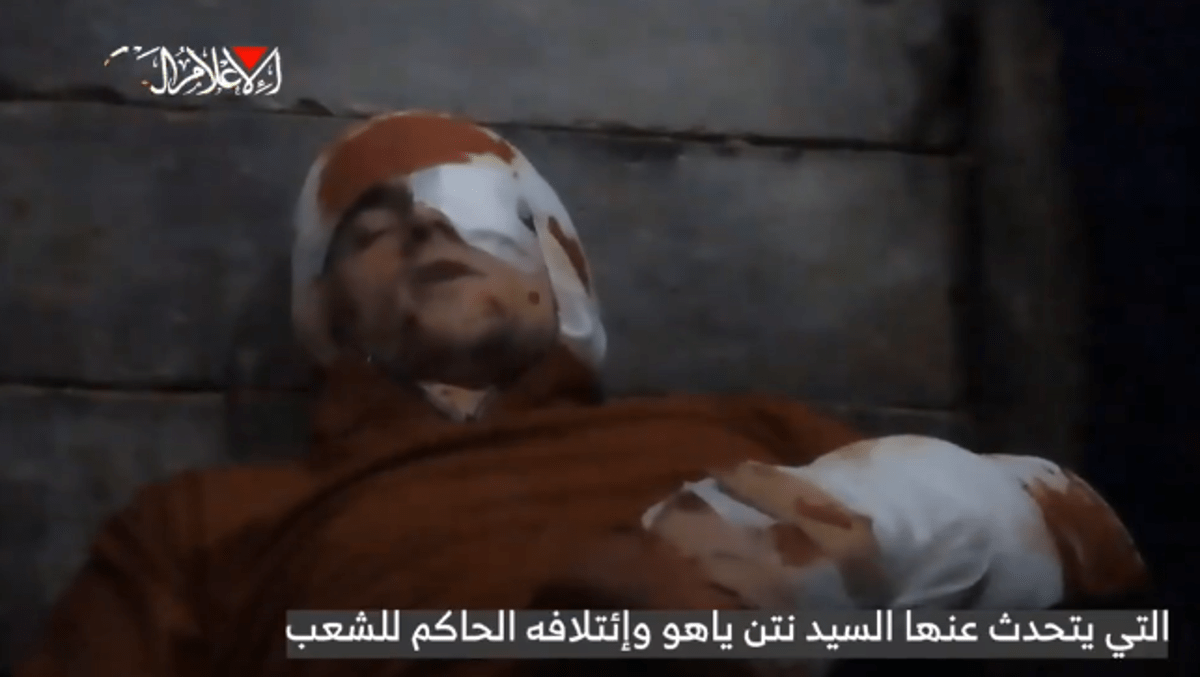 Hamas diffonde video dell'ostaggio Maxim Herkin ferito: "Colpito dalle Idf in un tunnel" -