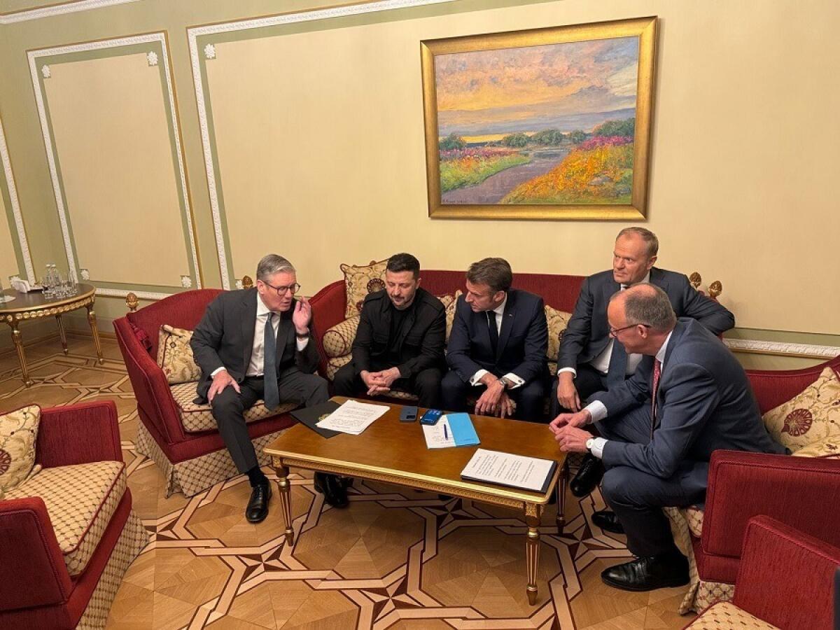 Fruttuosa telefonata tra leader europei a Kiev | L'alleanza per la pace sta cambiando le sorti del conflitto? -