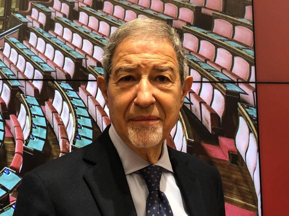 Mare, Musumeci: "Va salvaguardato, non deve essere divisivo" -