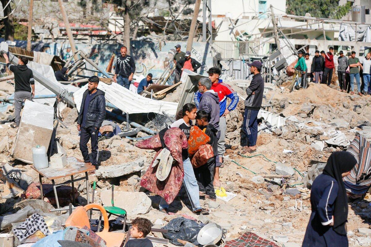 Raid letali a Gaza | Trump dichiara la Striscia “zona di libertà”: realtà o illusione? -