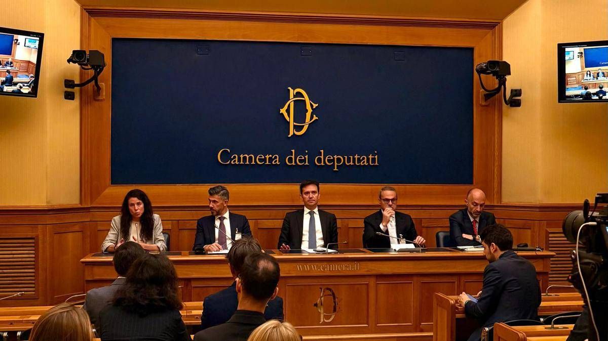 Mobilità, nasce alleanza 'Muoviti Italia' al servizio di cittadini, imprese e turismo -