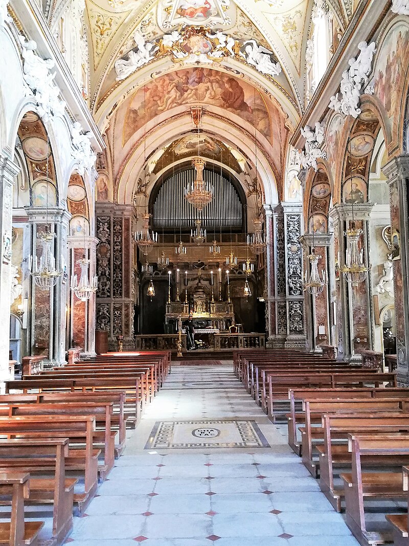 Interno