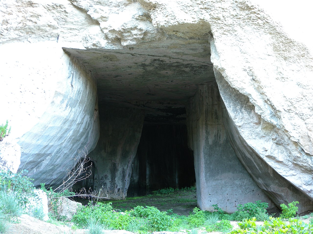 Latomia Neapolis