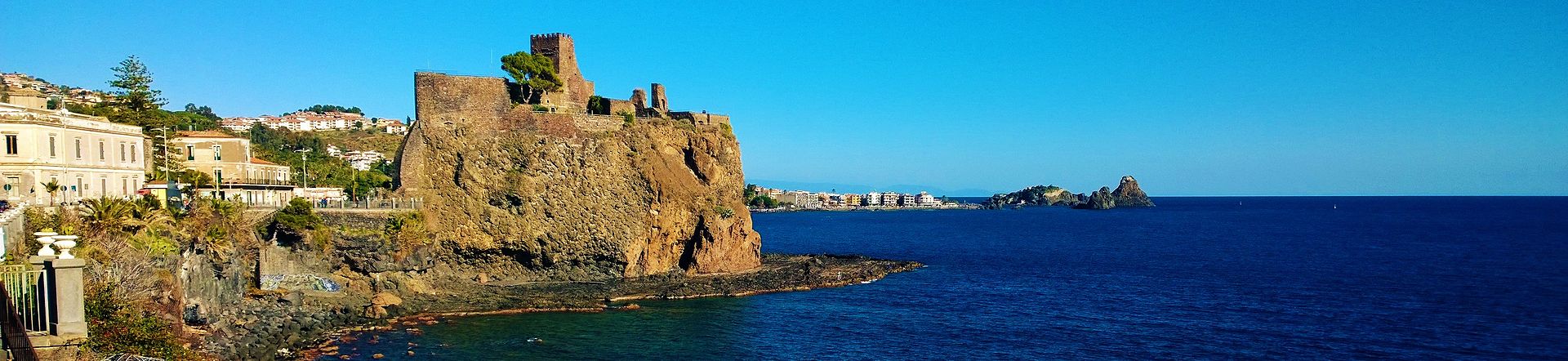Castello di Aci Castello