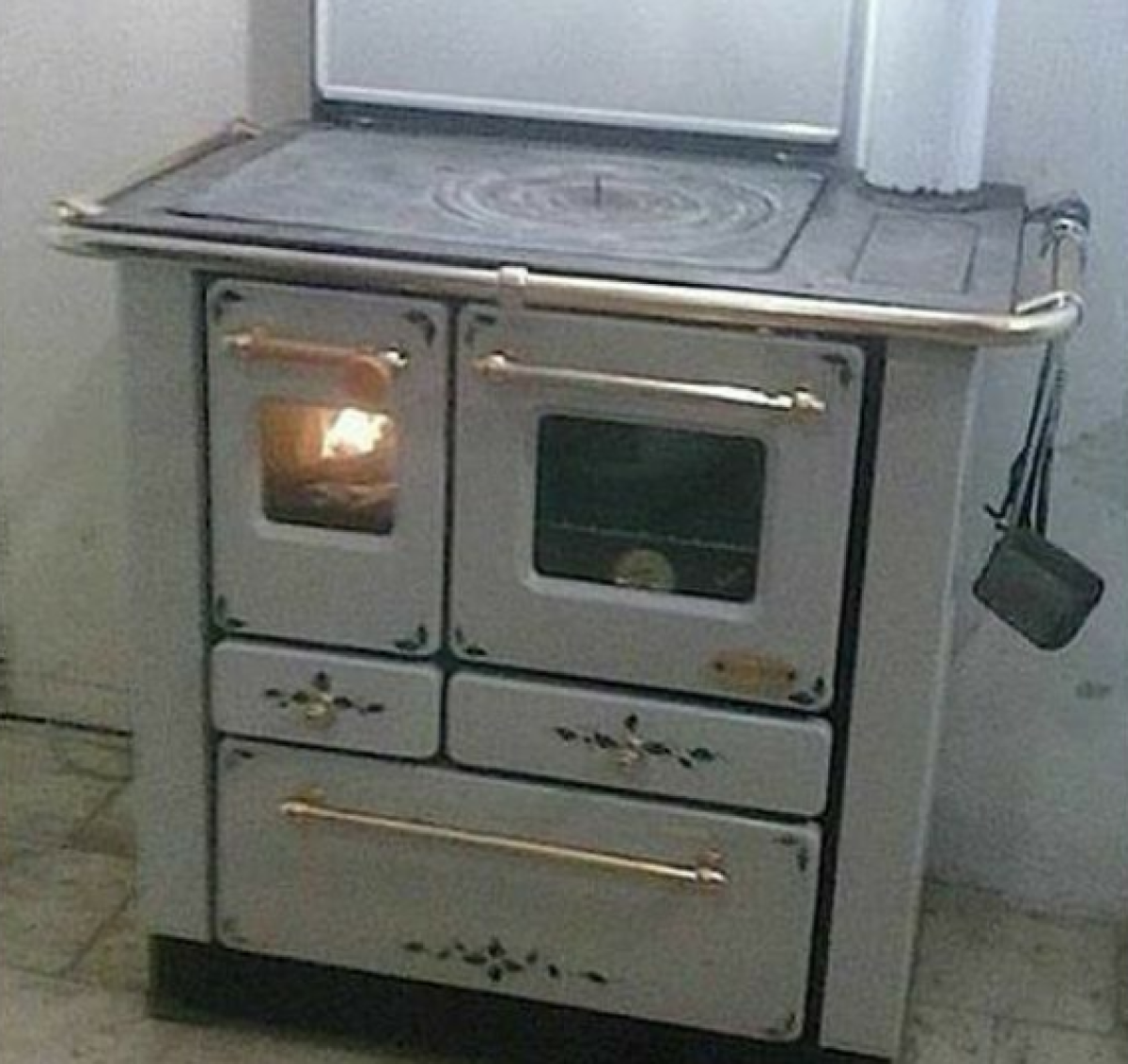 La cucina economica: il cuore caldo delle case di una volta -