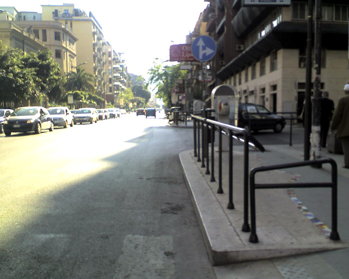 La piazza dove Palermo sfidò la mafia in pubblico | Cosa accadde davvero in via Notarbartolo - Foto: PacoSoares/Wikipedia