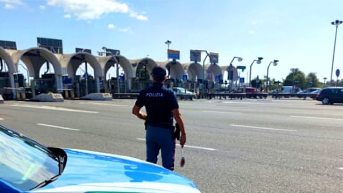 Incidente stradale sull'Autostrada: scontro tra auto -