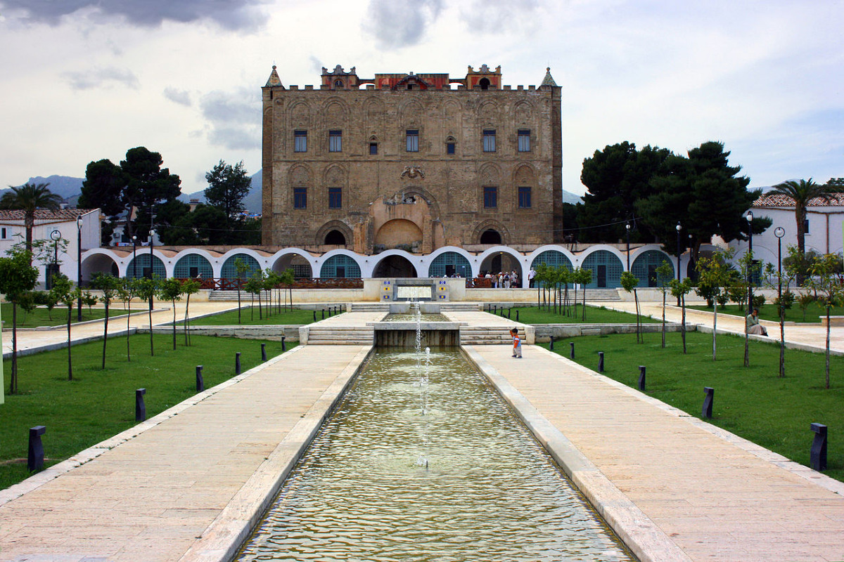 Un’architettura che sfida il tempo | La fortezza misteriosa che sfidò il deserto urbano di Palermo - Foto: Matthias Süßen derivative work: VanVitello/Wikipedia