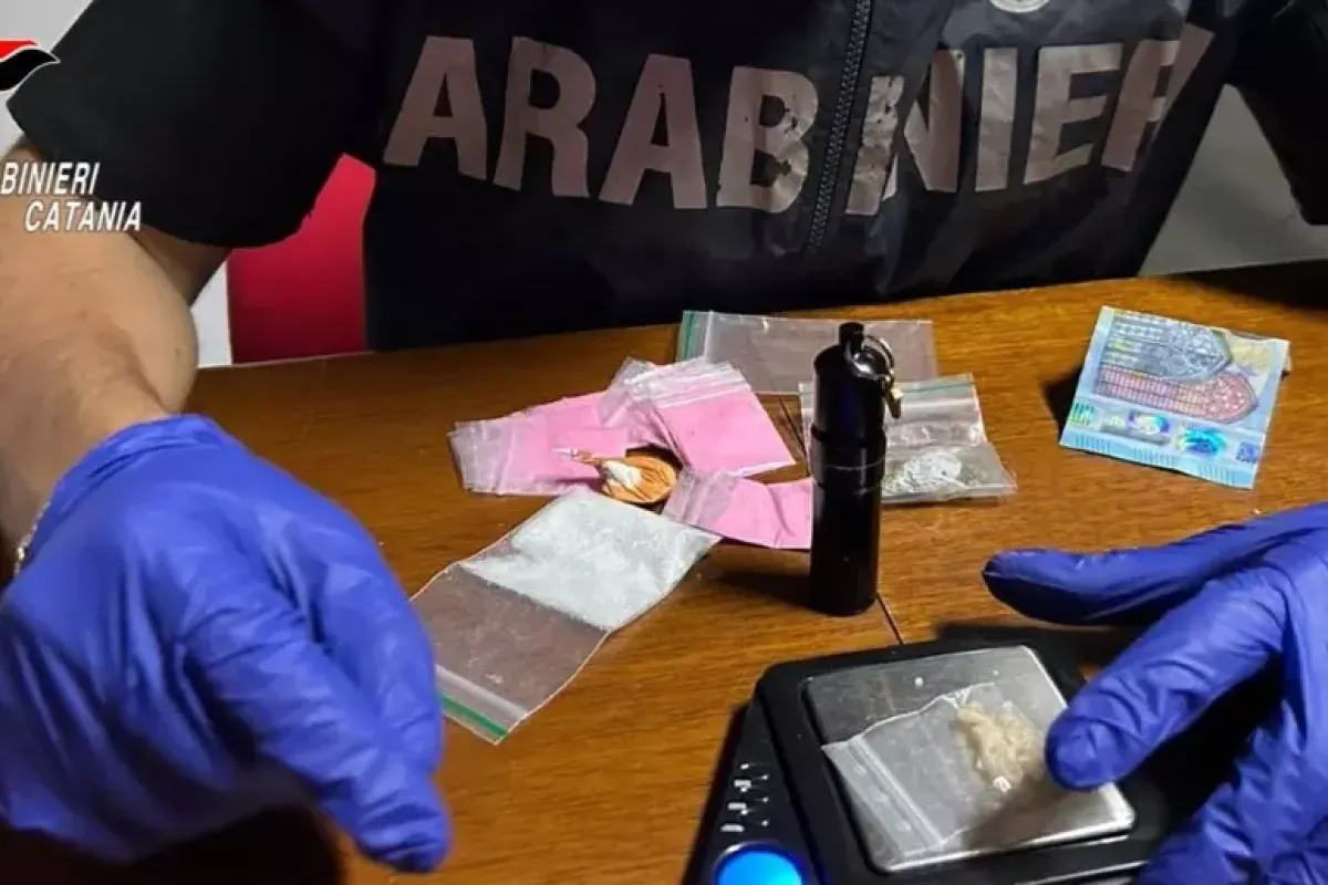 Plaia Catania: prolifera spaccio di droga tra lidi e discoteca