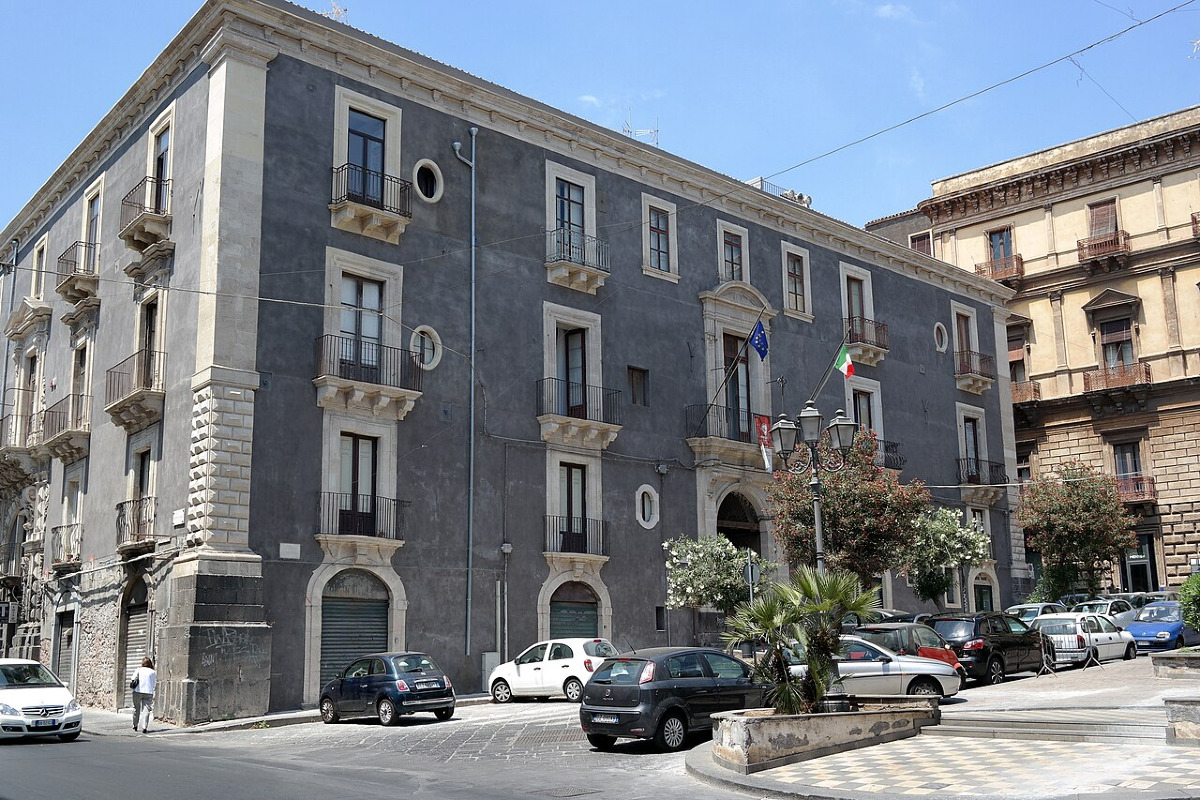 Un angolo dimenticato di Catania | Il palazzo dalle verità che non ti aspetti - Foto: Luca Aless/Wikipedia