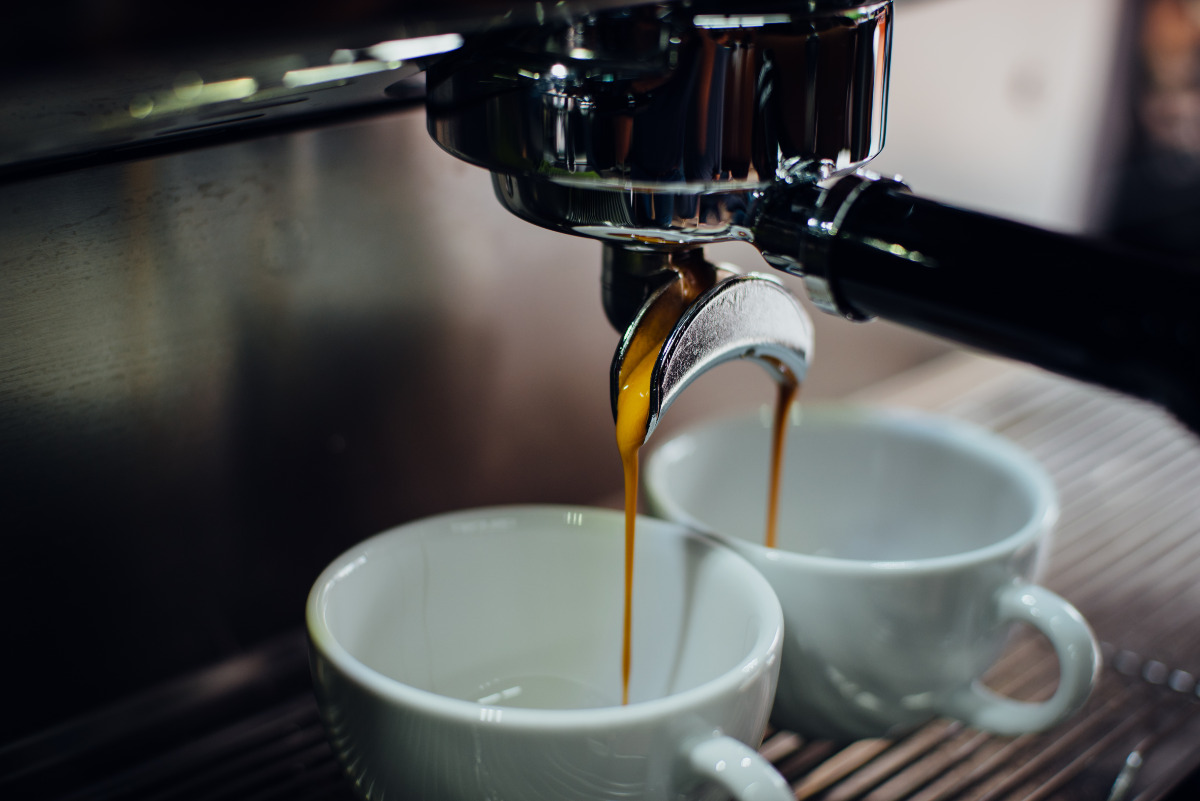 Il rito che ha trasformato la città | Il caffè che cambiò per sempre la socialità a Palermo - Foto: chevanon/freepik