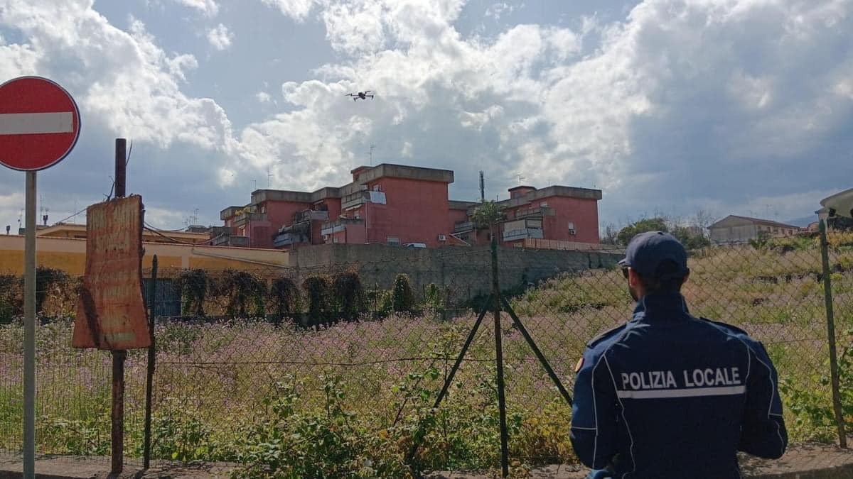 Acireale lancia la Task Force Antincendi 2025: multe salate per chi non pulisce i terreni - Credit foto Città di Acireale