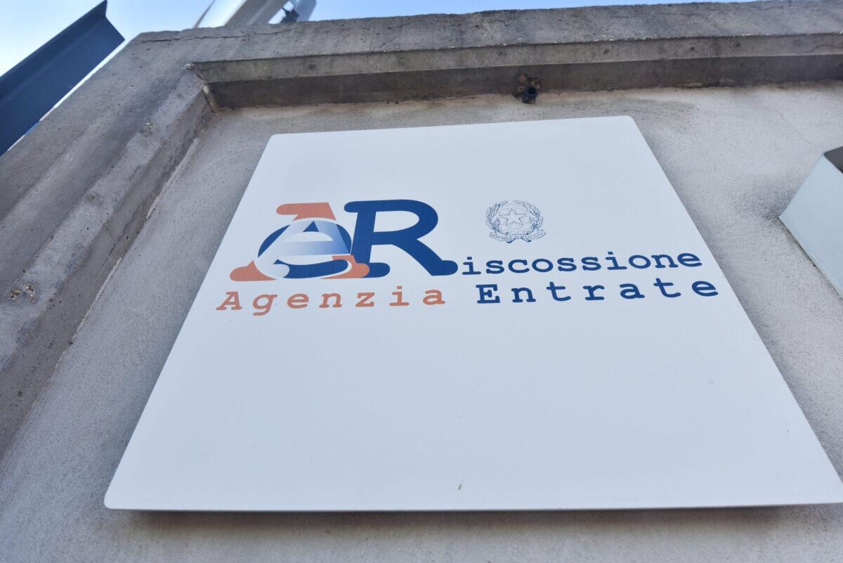 Nuove regole fiscali ti lasceranno a bocca aperta | I redditi alti nel mirino delle detrazioni! -