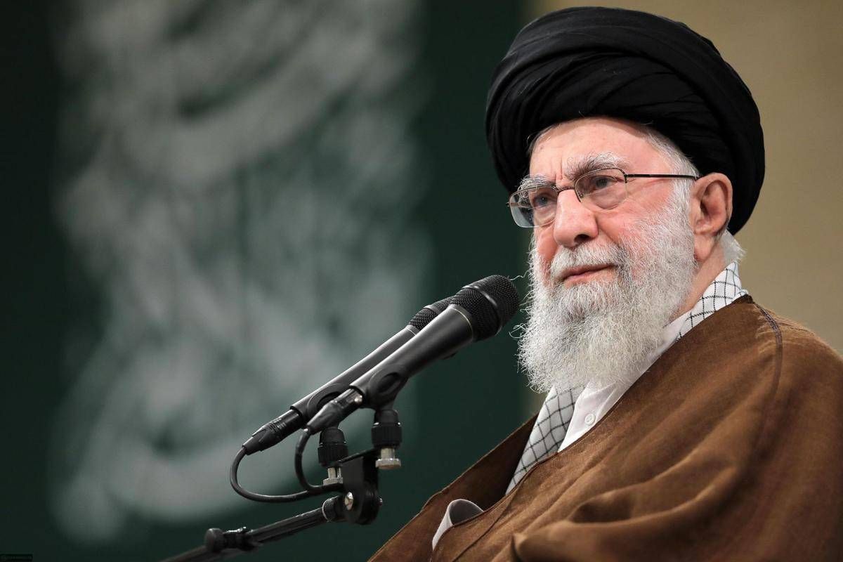 Iran, staff Khamenei e la possibile fuga in Russia: lo scenario per l'ayotallah -